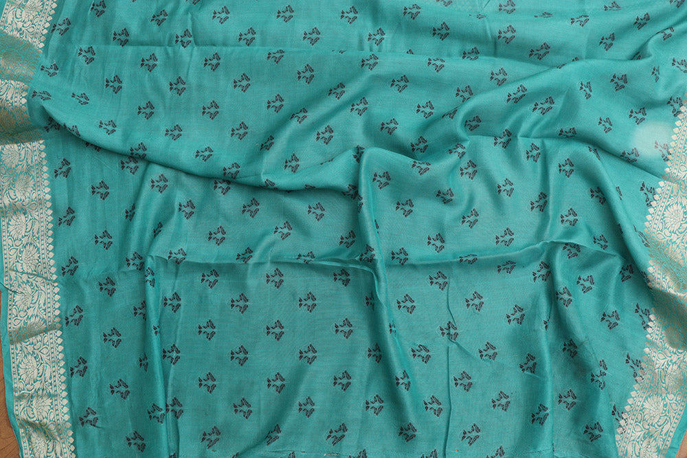Exquisite Green Banarasi Handloom Chiniya Silk Ajrakh Design Hand Bandhej Saree - Luxurion World