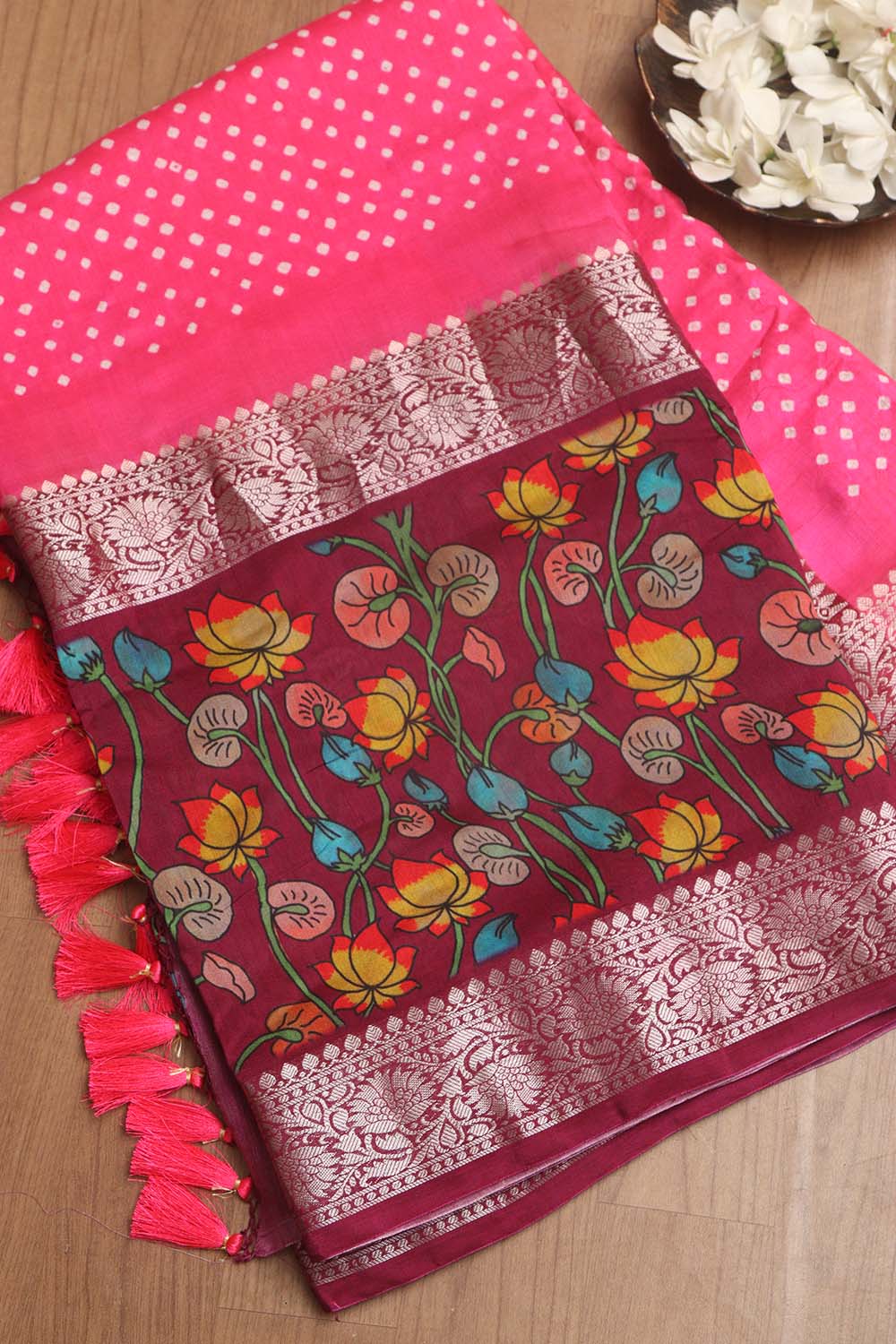 Exquisite Pink Banarasi Bandhani Pure Chiniya Silk Pichwai Design Saree - Luxurion World