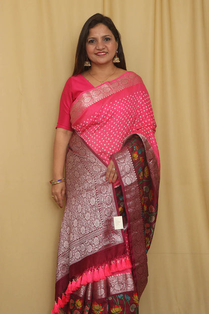 Exquisite Pink Banarasi Bandhani Pure Chiniya Silk Pichwai Design Saree - Luxurion World