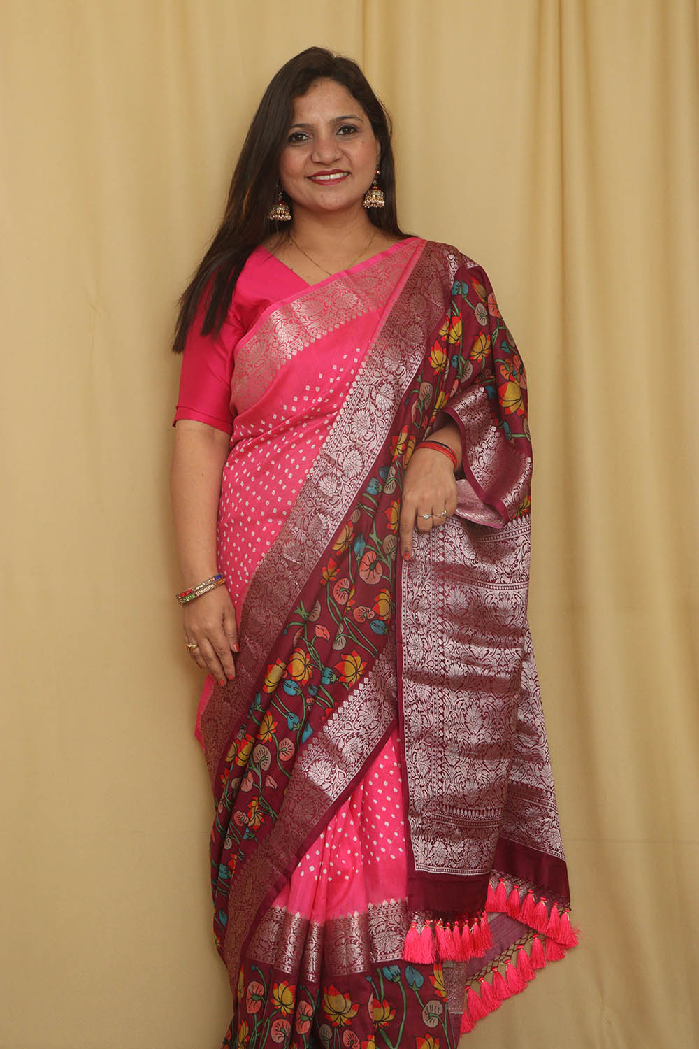 Exquisite Pink Banarasi Bandhani Pure Chiniya Silk Pichwai Design Saree - Luxurion World