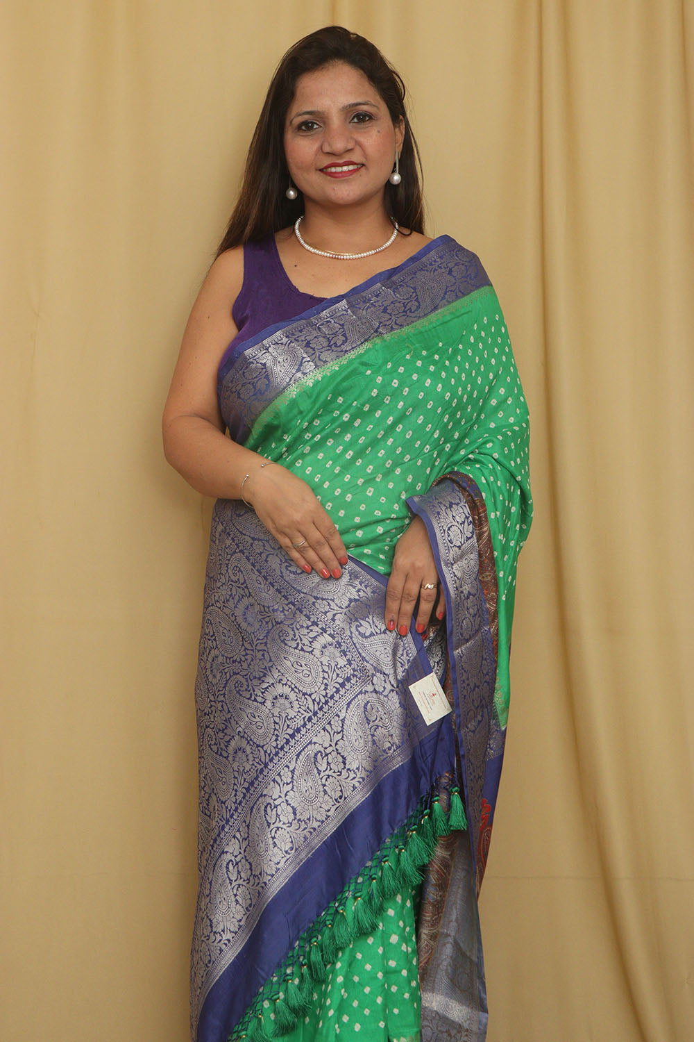 Green Banarasi Bandhani Pure Chiniya Silk Saree - Luxurion World