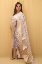 Luminous Lavender: Handloom Banarasi Organza Silk Saree - Luxurion World