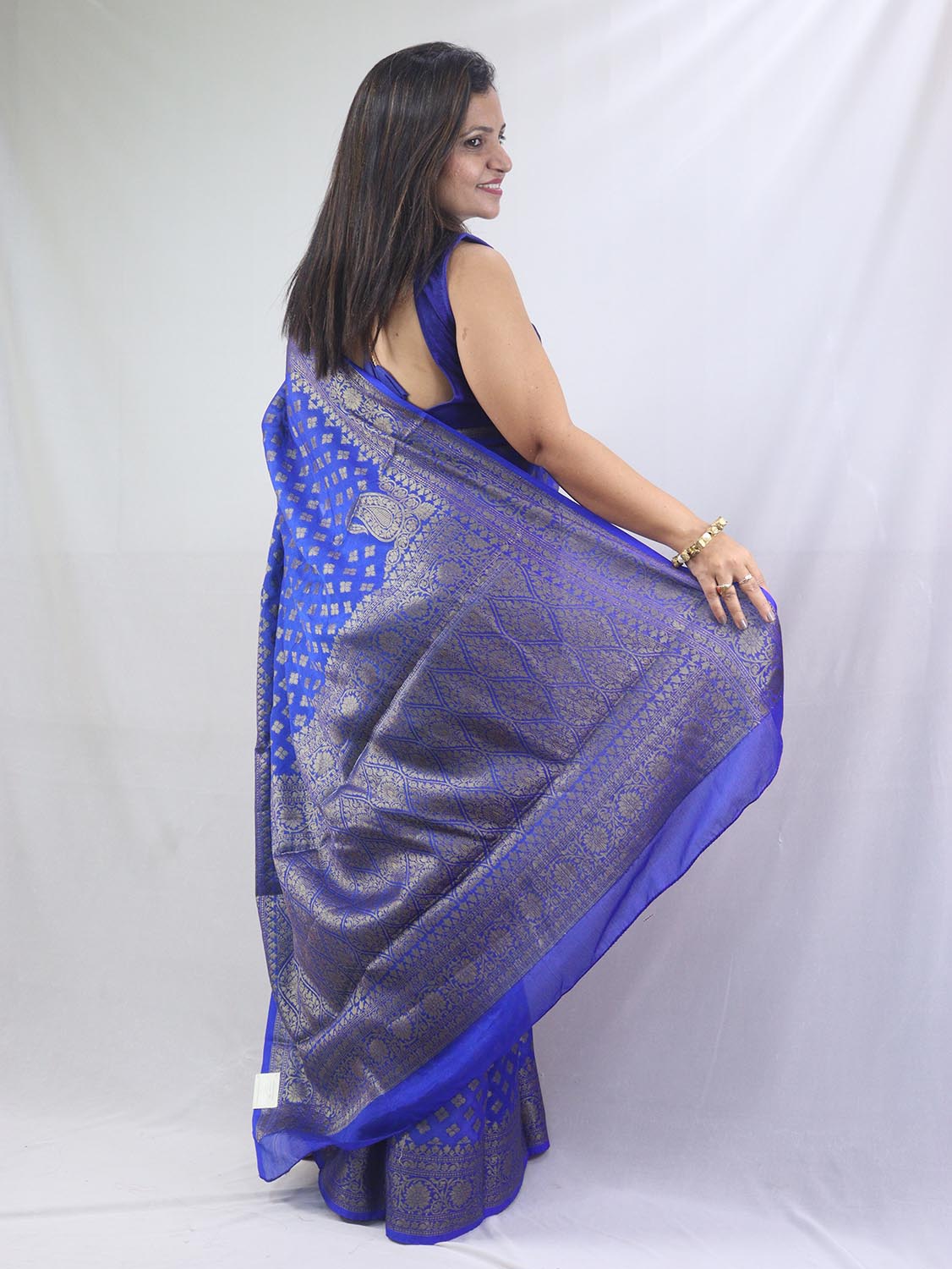 Exquisite Blue Banarasi Silk Saree - Perfect for Any Occasion - Luxurion World