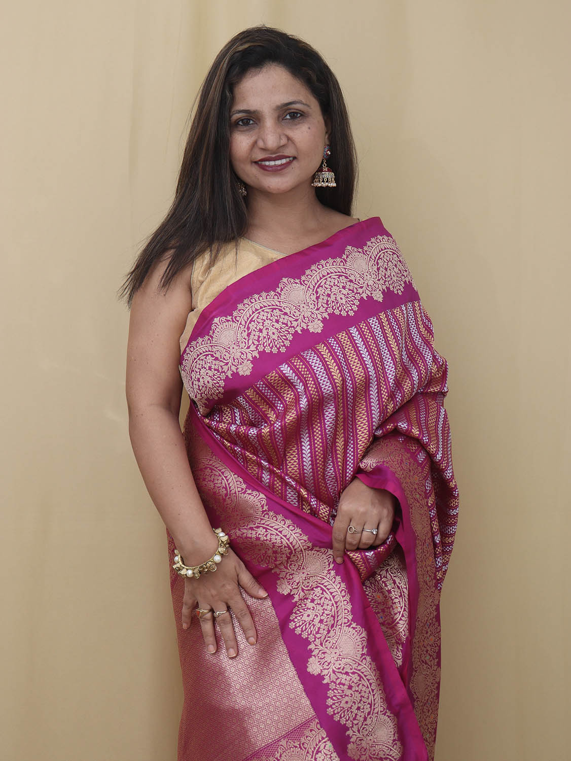 Stunning Pink Handloom Banarasi Katan Silk Saree with Sona Roopa Stripe Design - Luxurion World