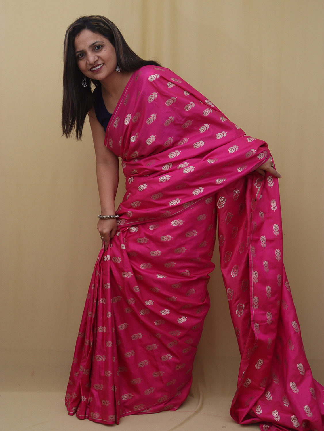 Shop Pink Banarasi Silk Saree - Luxurion World