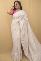 Dazzling Banarasi Silk Saree: Exquisite Elegance for All Events - Luxurion World