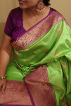 Exquisite Green Banarasi Handloom Pure Katan Silk Saree - Luxurion World