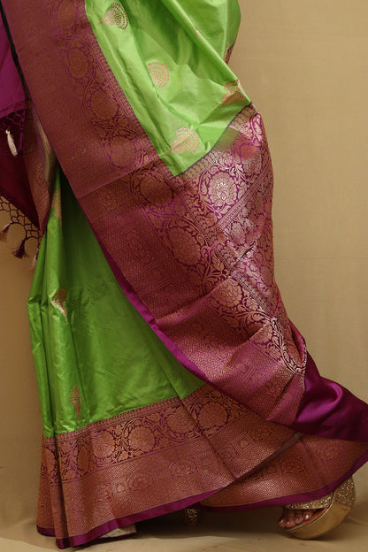 Exquisite Green Banarasi Handloom Pure Katan Silk Saree - Luxurion World