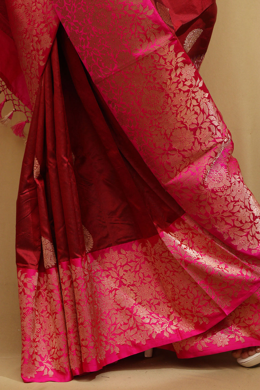 Elegant Maroon Banarasi Handloom Pure Katan Silk Saree - Luxurion World