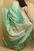 Stunning Green Banarasi Silk Saree - Elegant and Timeless - Luxurion World