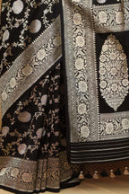 Elegant Black Banarasi Silk Saree: Timeless Beauty - Luxurion World