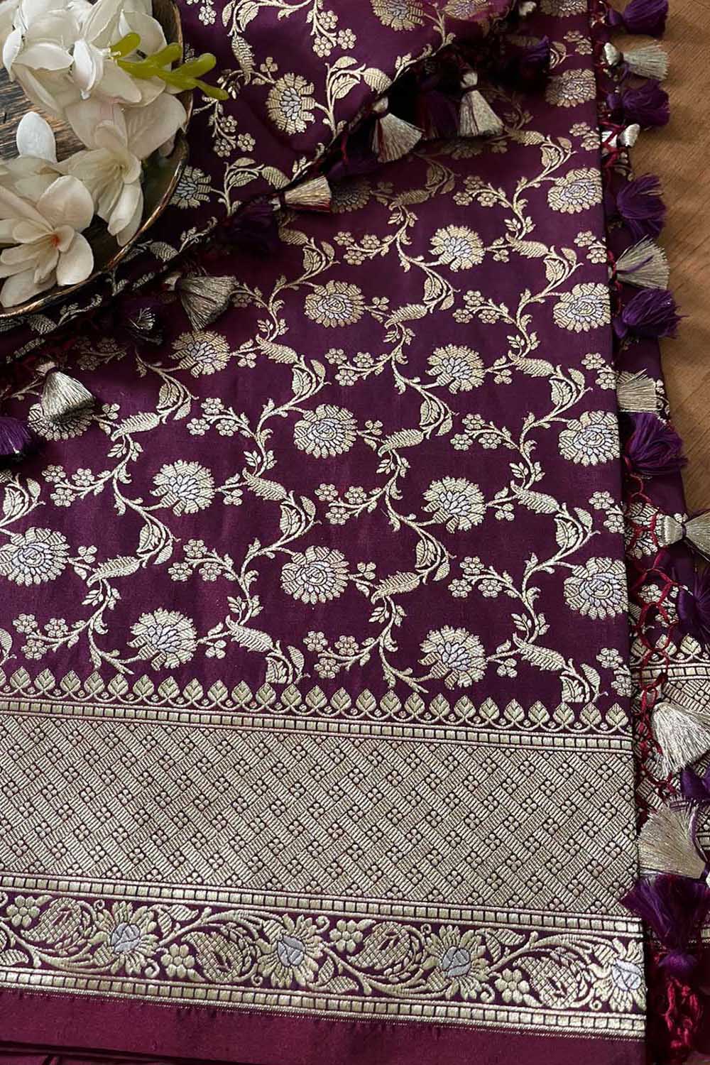 Elegant Purple Banarasi Silk Saree - Luxurion World