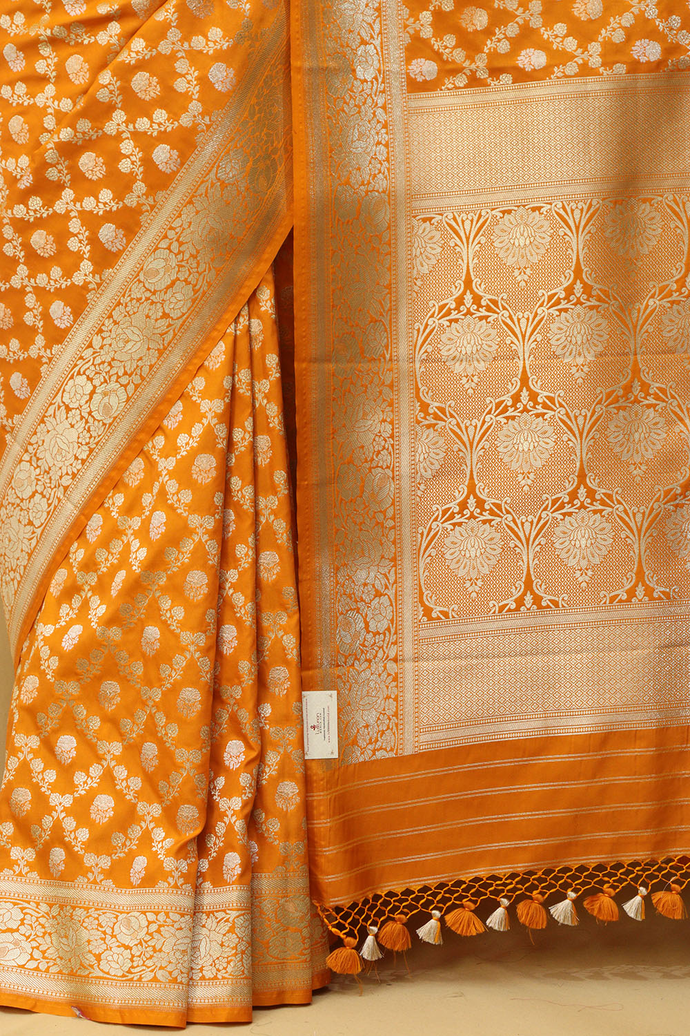 Golden Glow: Elegant Yellow Banarasi Silk Saree - Luxurion World