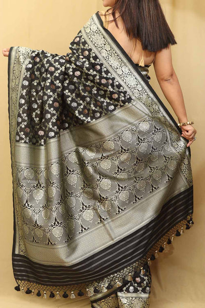 Elegant Black Banarasi Silk Saree - Timeless Beauty - Luxurion World