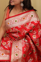 Stunning Red Banarasi Silk Saree - Perfect for Any Occasion - Luxurion World