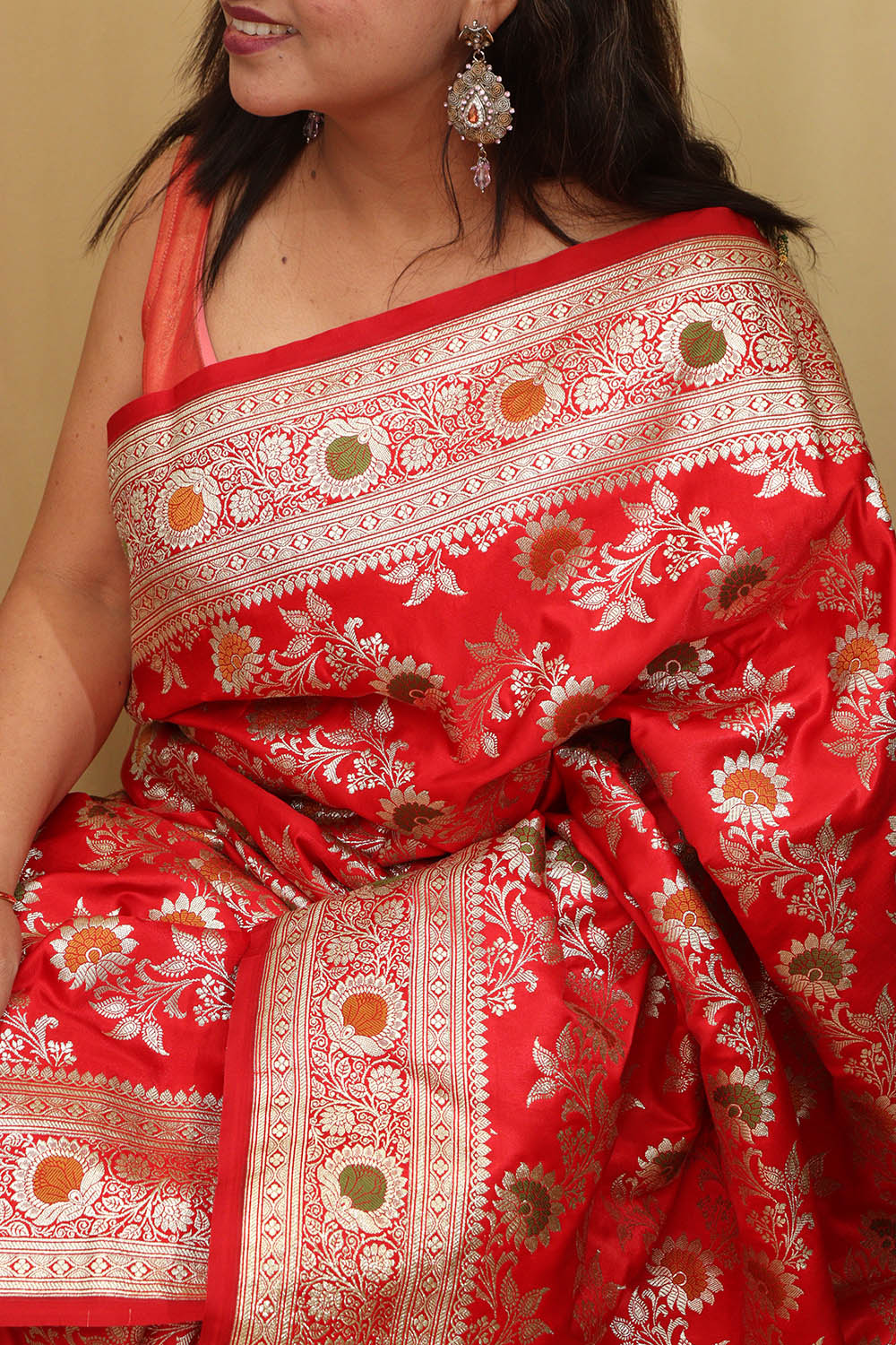Stunning Red Banarasi Silk Saree - Perfect for Any Occasion - Luxurion World