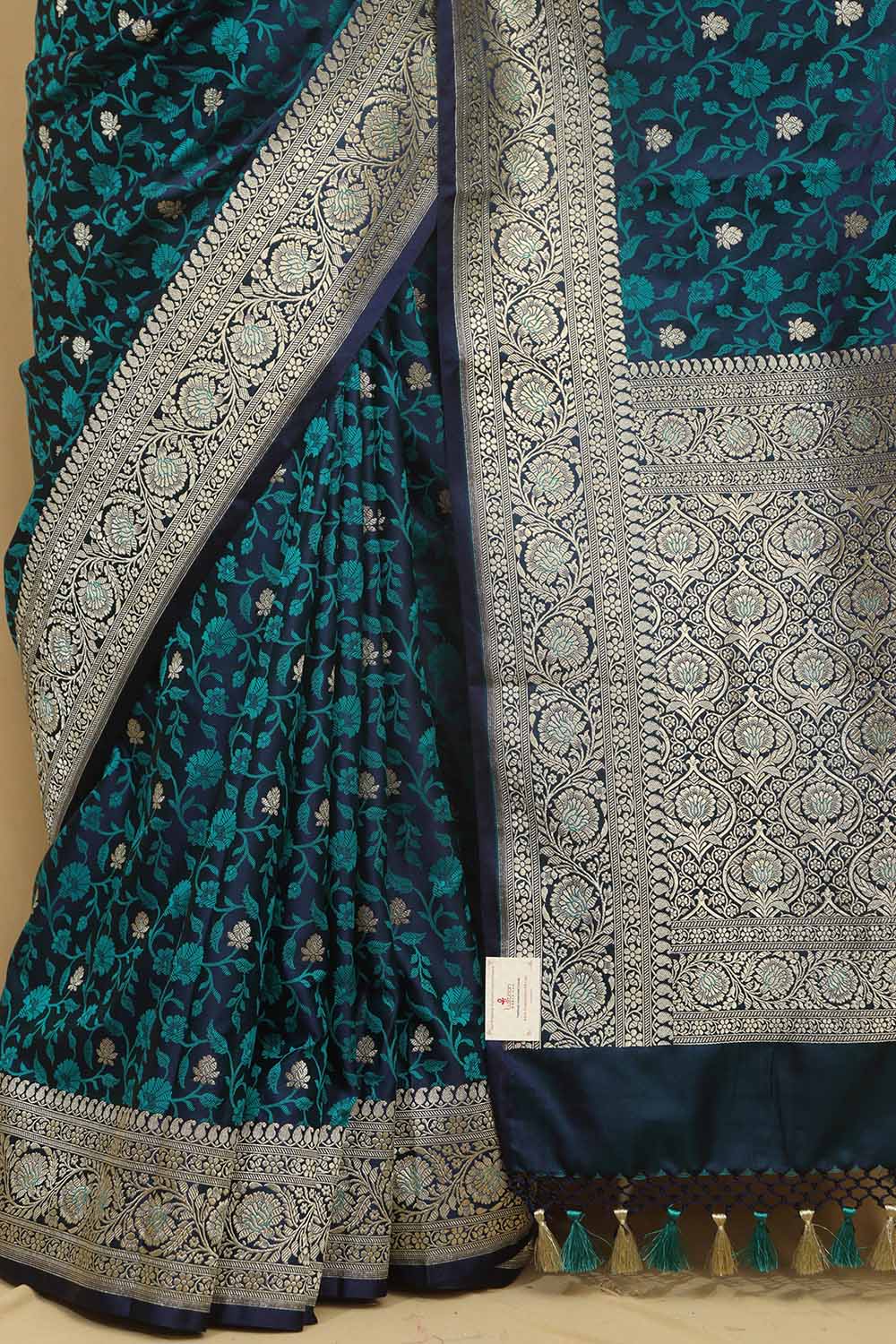 Royal Blue Banarasi Silk Saree - Elegant and Timeless - Luxurion World