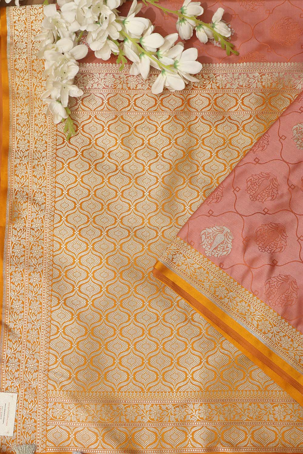 Peach Banarasi Silk Saree: Elegant and Timeless - Luxurion World