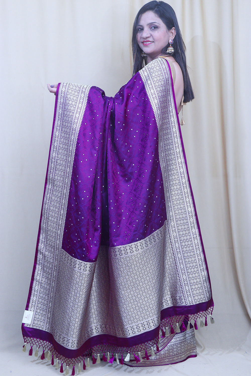Exquisite Purple Banarasi Silk Saree - Luxurion World