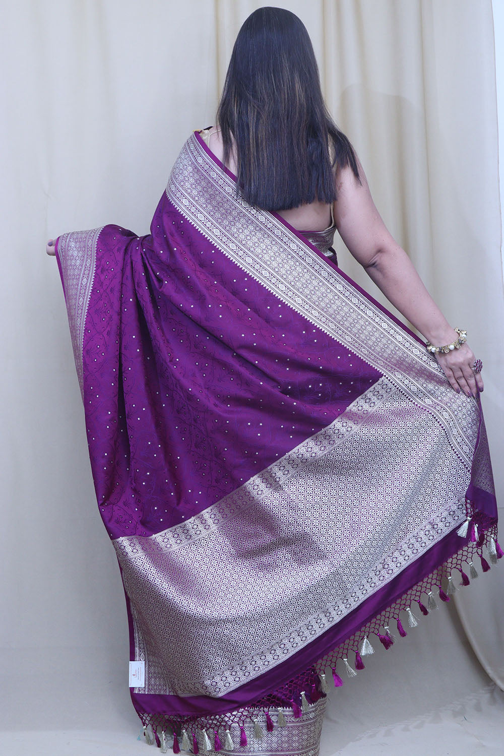 Exquisite Purple Banarasi Silk Saree - Luxurion World