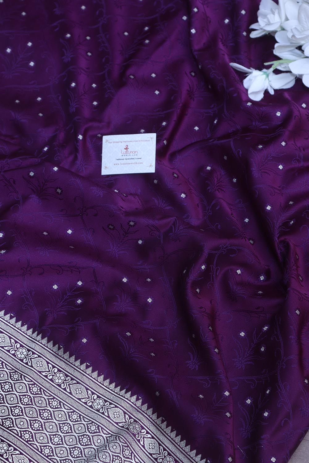 Exquisite Purple Banarasi Silk Saree - Luxurion World