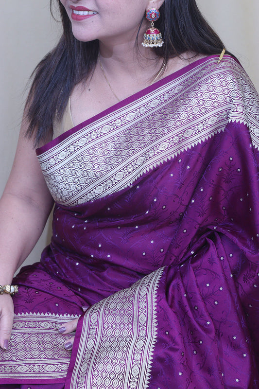 Exquisite Purple Banarasi Silk Saree - Luxurion World