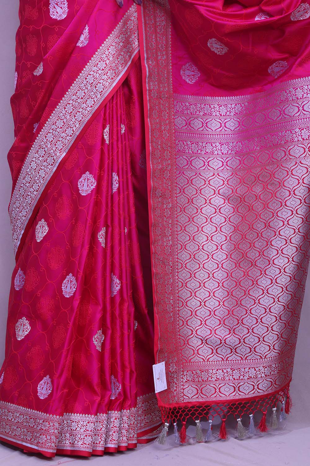 Pretty in Pink: Banarasi Silk Saree - Luxurion World