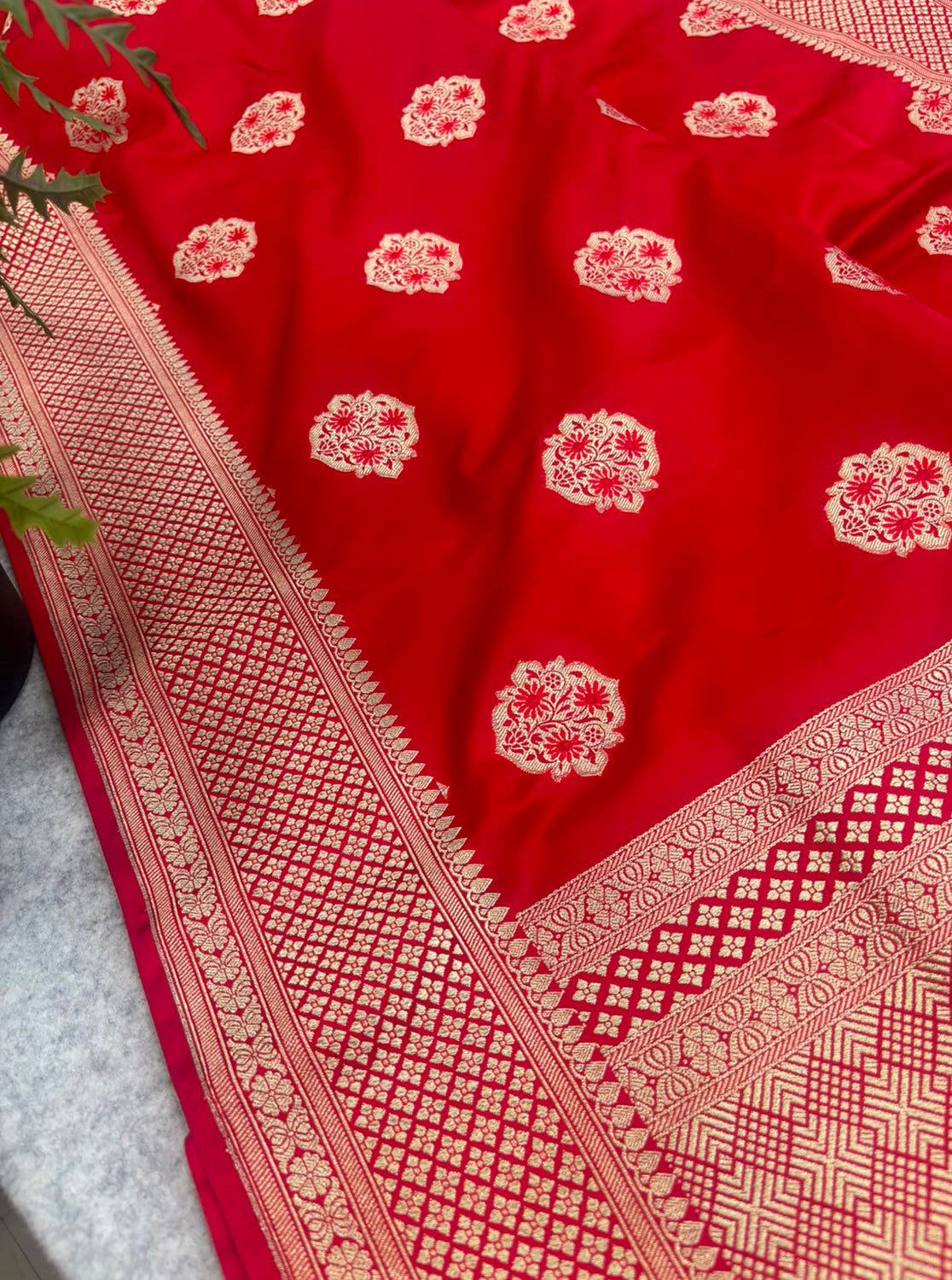 Red Banarasi Silk Flower Design Saree