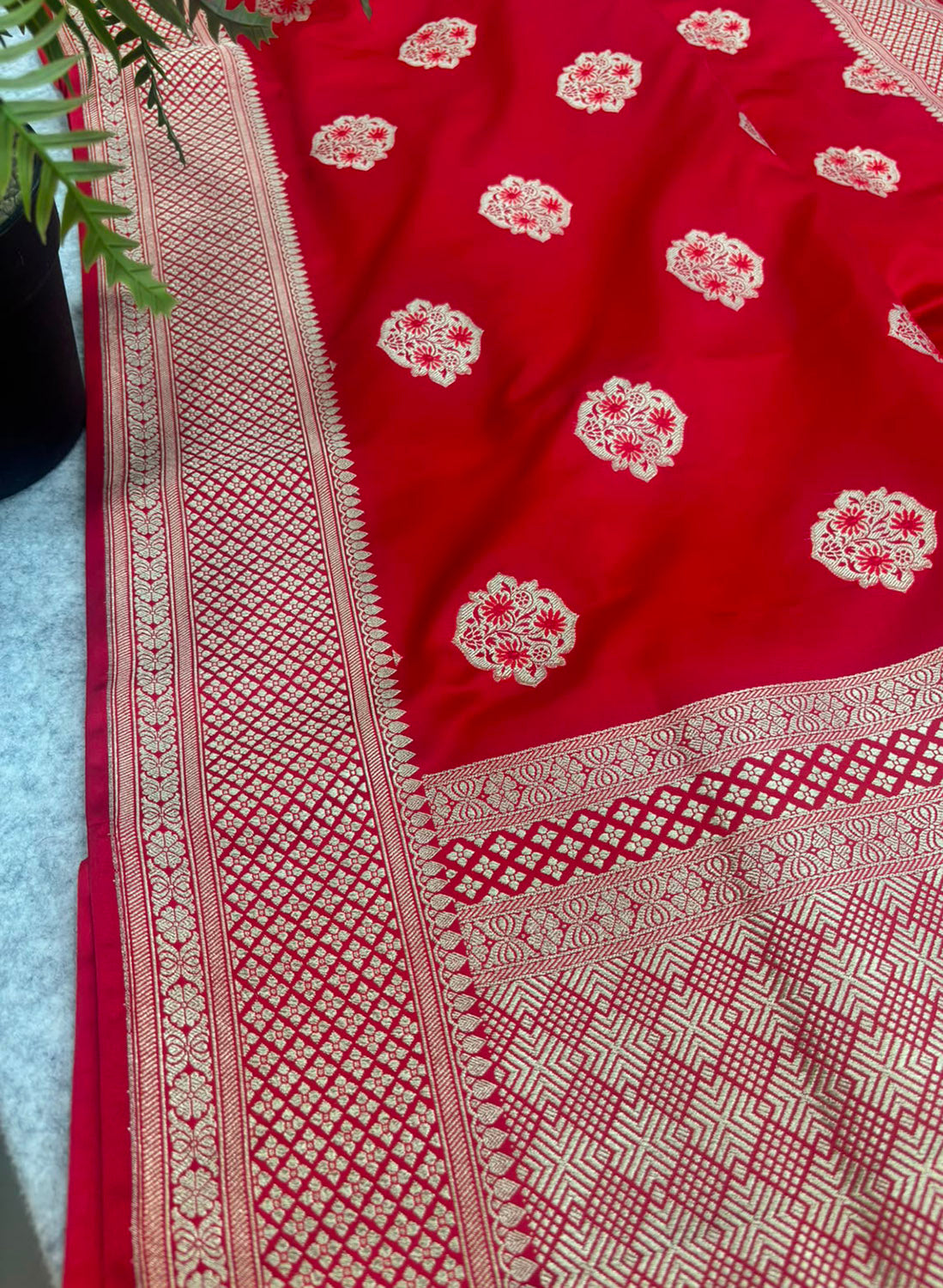 Red Banarasi Silk Flower Design Saree