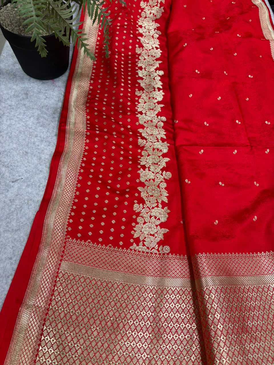 Red Banarasi Mashru Silk Saree — Flower Design, Festive & Bridal