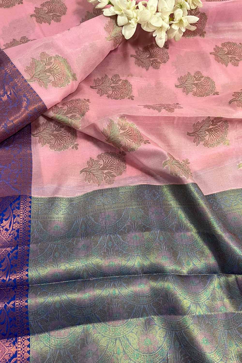 Graceful Pink Banarasi Silk Saree - Luxurion World