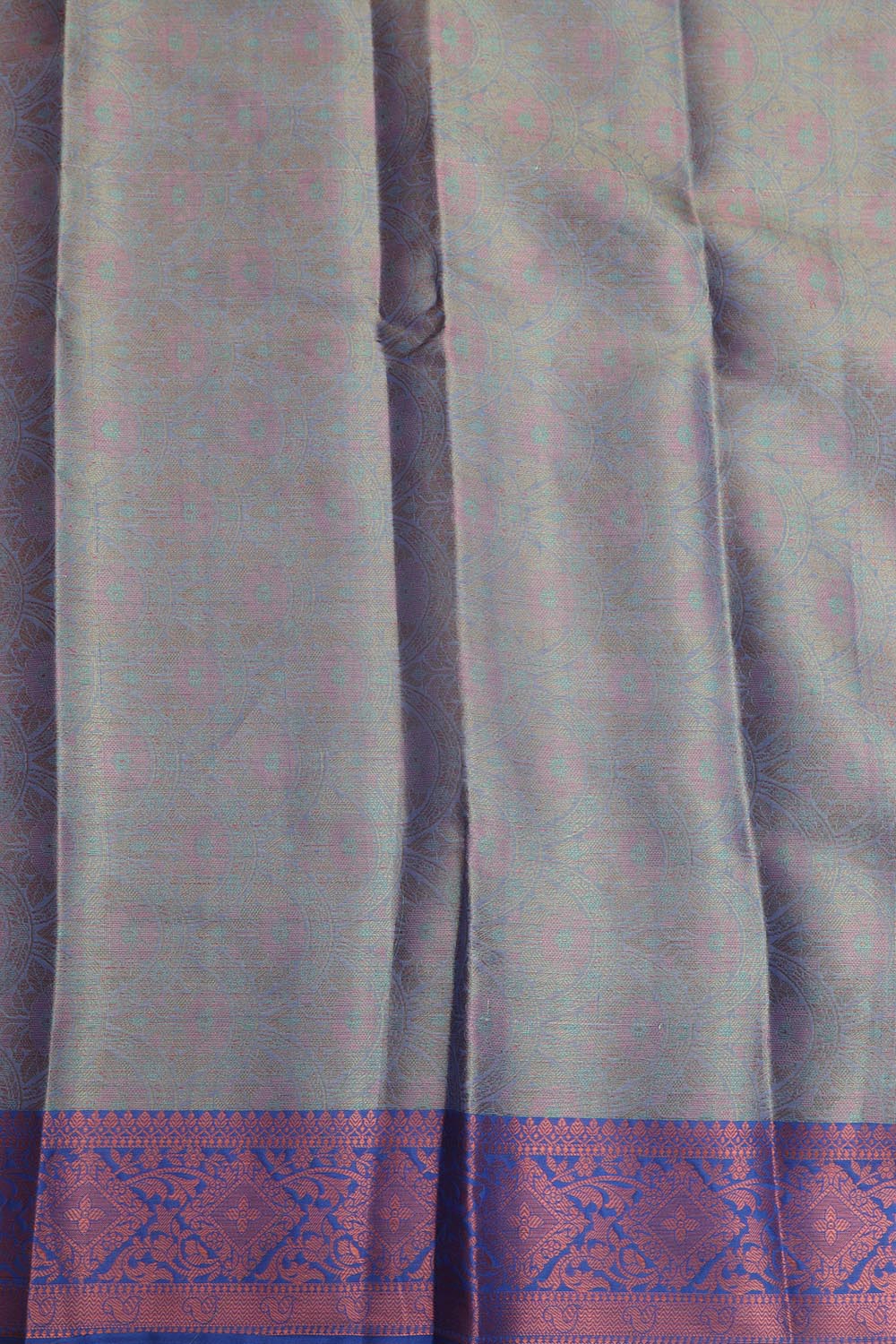 Graceful Pink Banarasi Silk Saree - Luxurion World