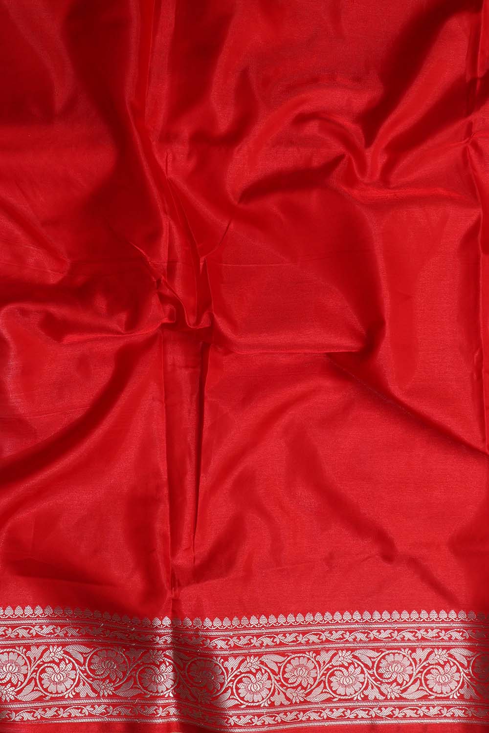 Exquisite Red Banarasi Embroidered Silk Saree - Luxurion World