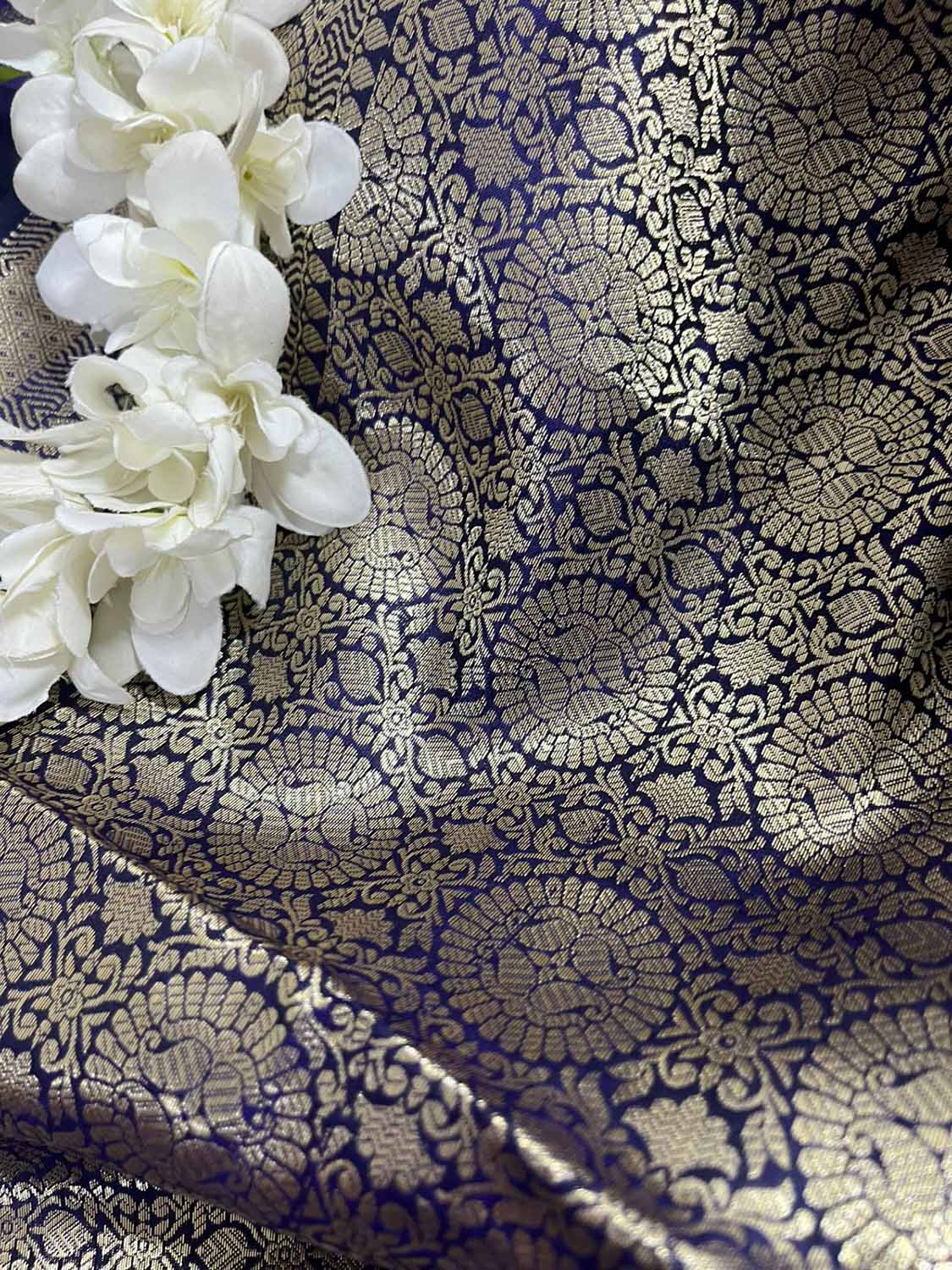 Royal Blue Banarasi Silk Saree - Classic Elegance - Luxurion World