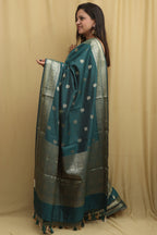 Green Banarasi Silk Saree: Timeless Elegance - Luxurion World