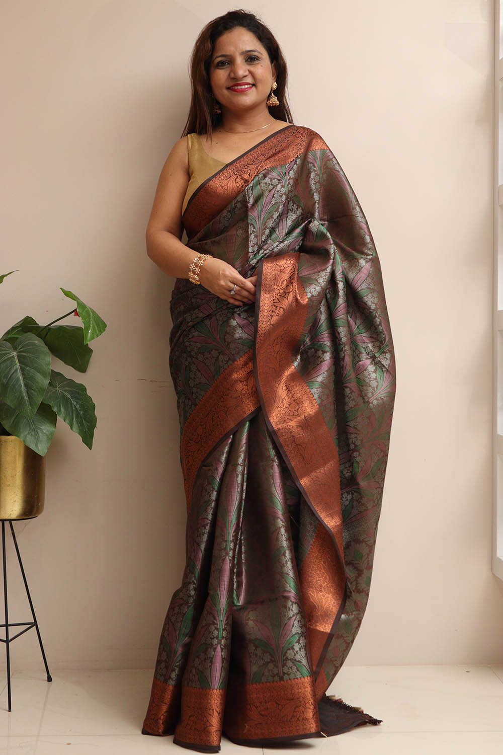Elegant Brown Banarasi Silk Saree - Luxurion World