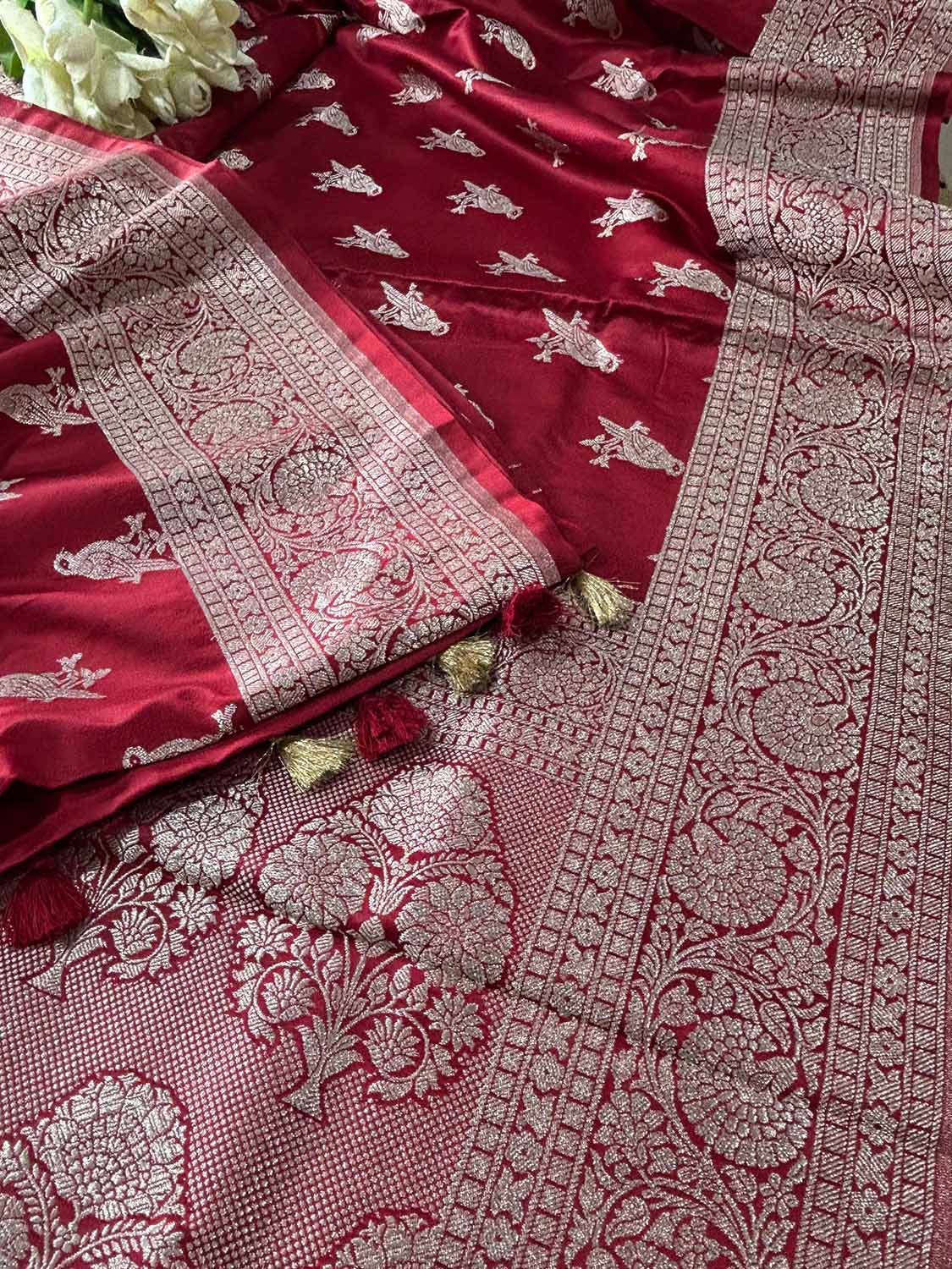Maroon Banarasi Mashru Silk Bird Design Saree - Luxurion World