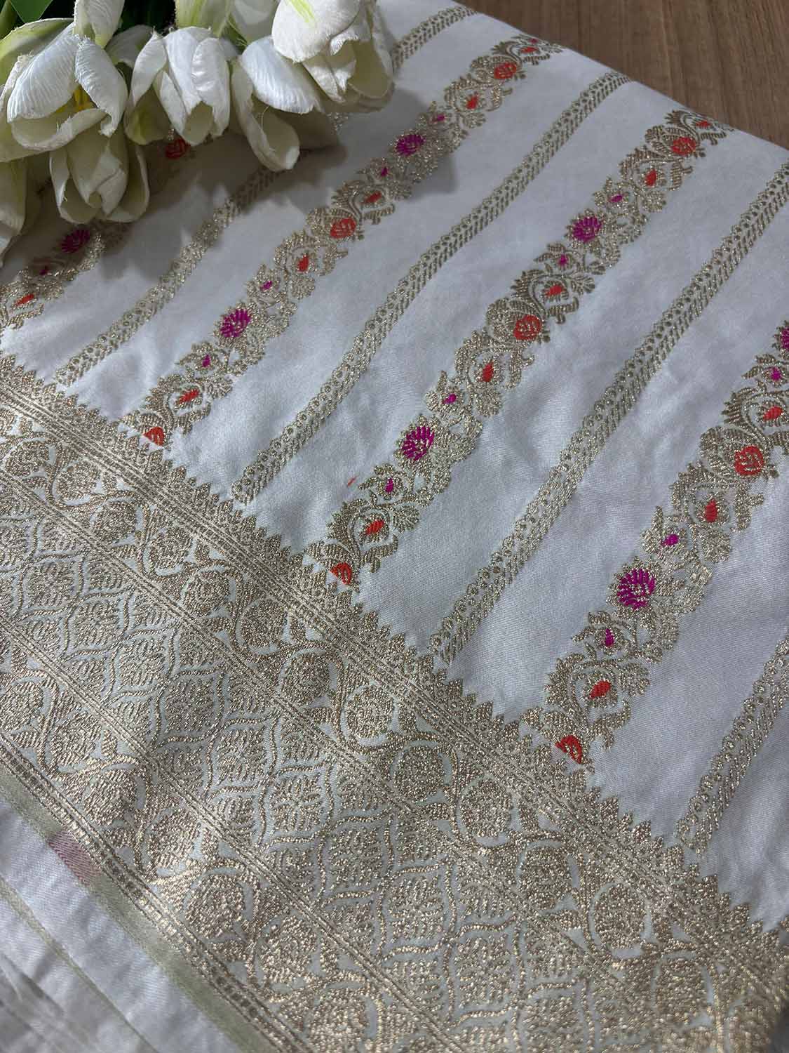 Dyeable Banarasi Mashru Silk Meenakari Saree - Luxurion World