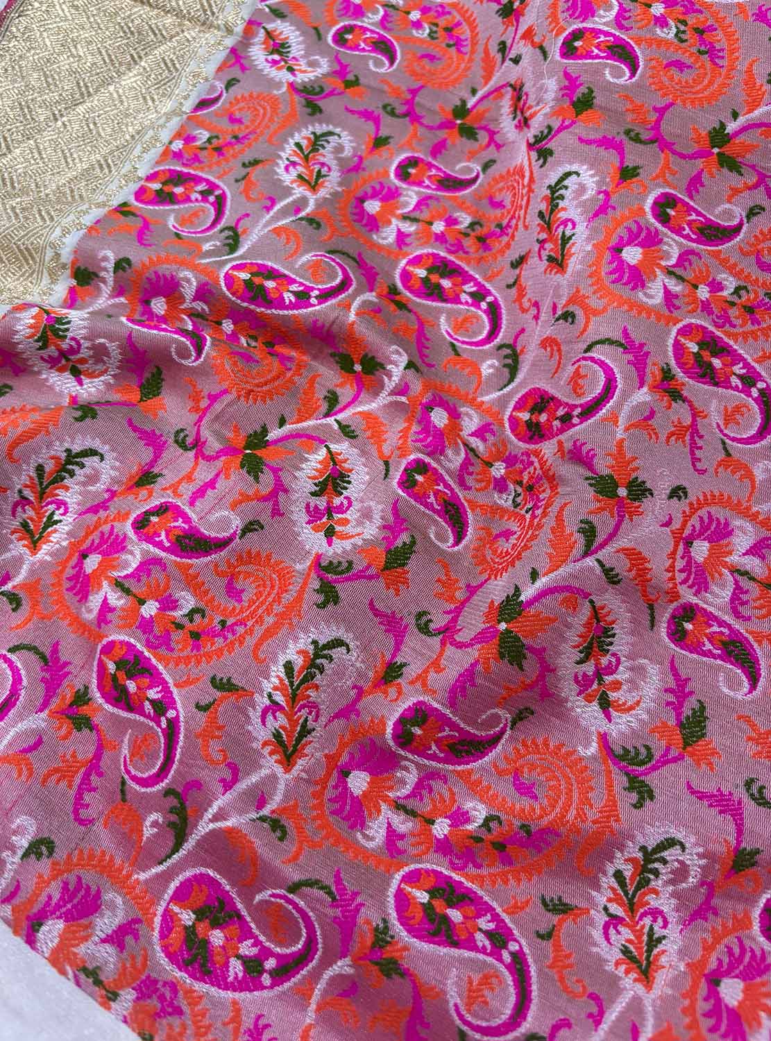 Dyeable Banarasi Mashru Silk Meenakari Saree - Luxurion World