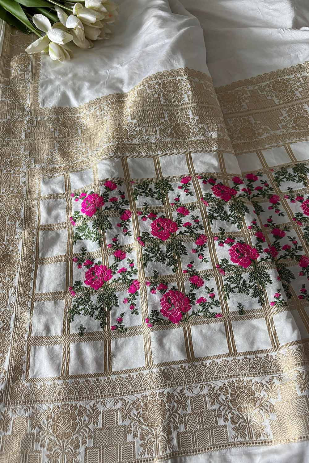 Stunning Dyeable Banarasi Plain Mashru Silk Meenakari Flower Design Saree - Luxurion World