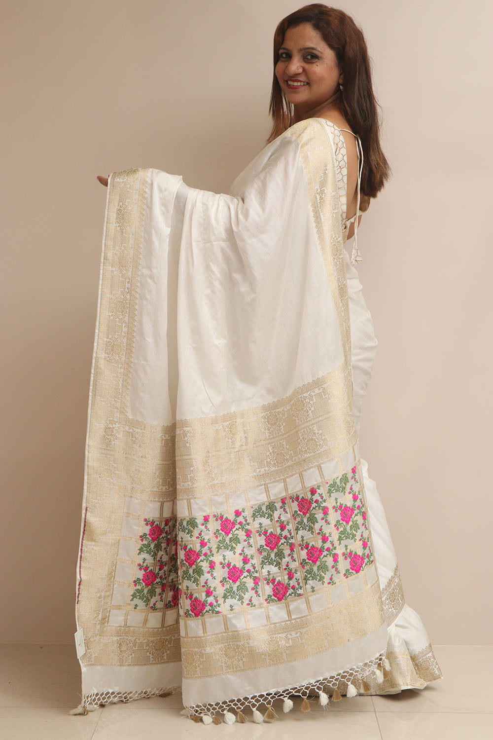 Stunning Dyeable Banarasi Plain Mashru Silk Meenakari Flower Design Saree - Luxurion World