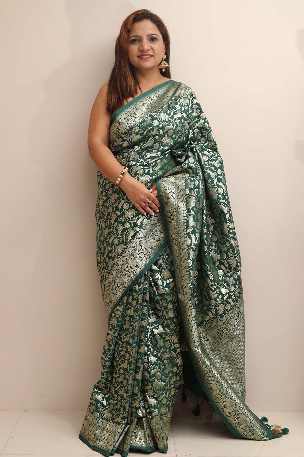 Elegant Green Banarasi Silk Shikargah Design Saree - Luxurion World