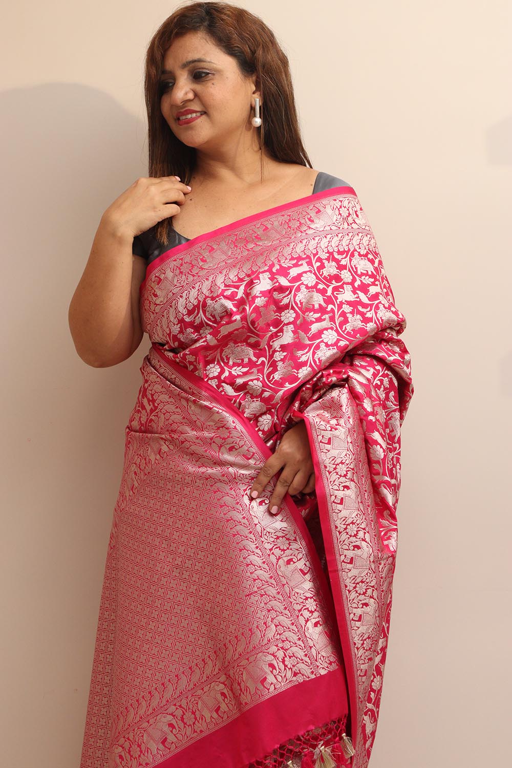 Elegant Pink Banarasi Silk Shikargah Design Saree - Luxurion World