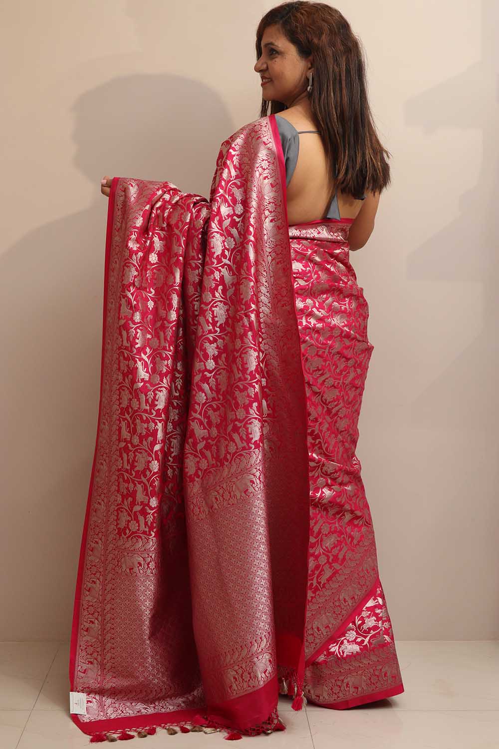 Elegant Pink Banarasi Silk Shikargah Design Saree - Luxurion World