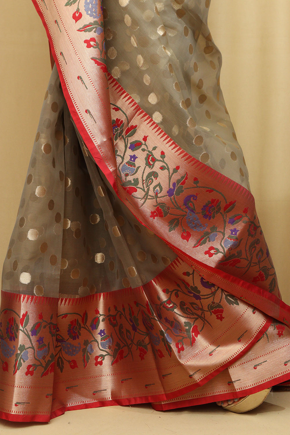 Grey Banarasi Organza Kora Silk Paithani Border Saree - Luxurion World