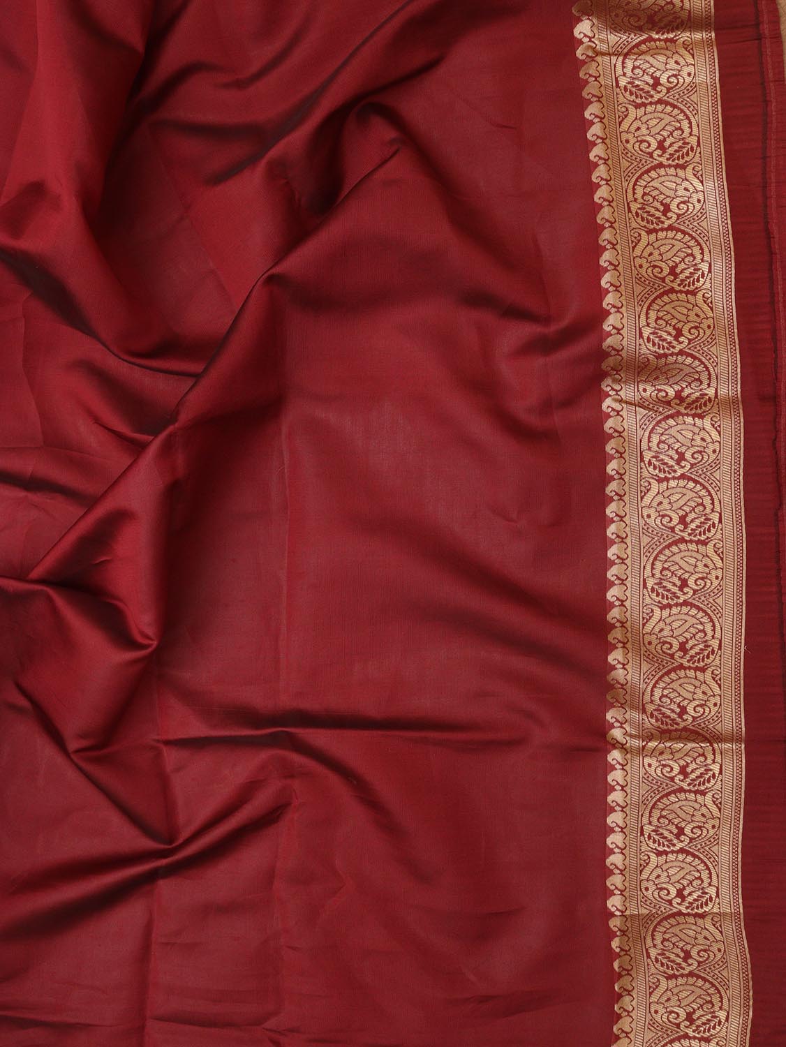 Stunning Green Banarasi Cotton Silk Saree - Elegant and Timeless - Luxurion World