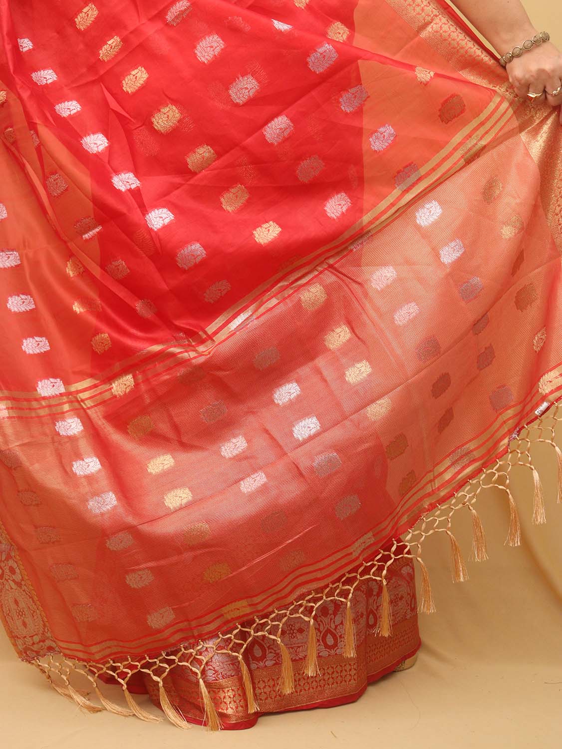 Red Banarasi Cotton Silk Saree - Luxurion World