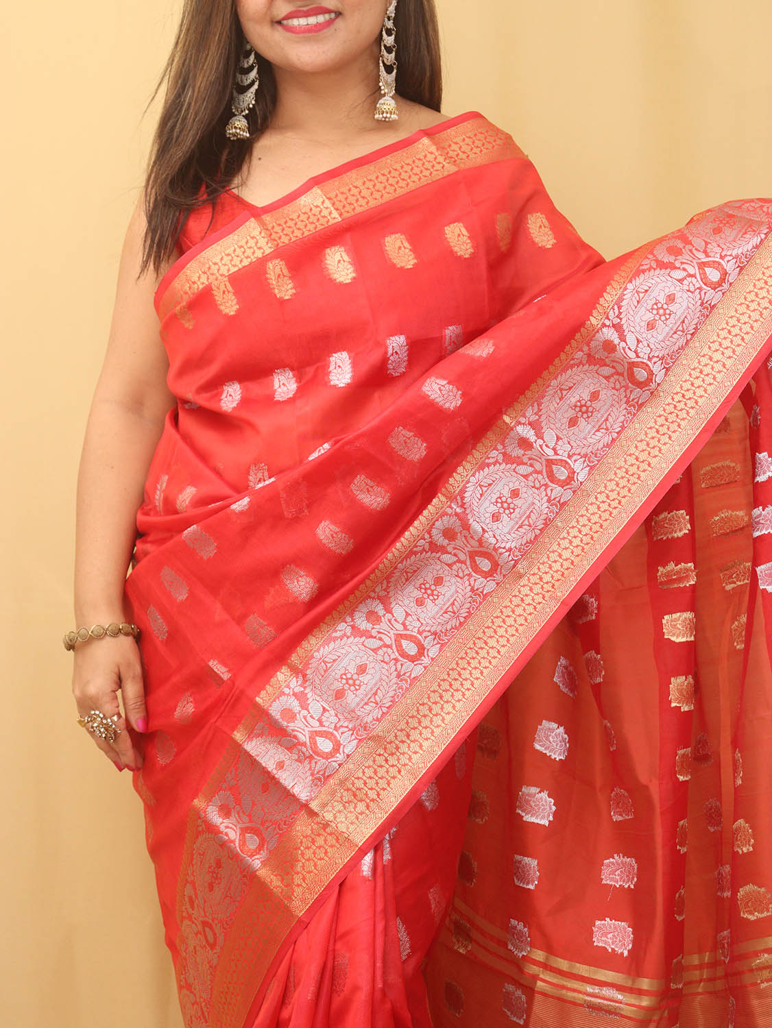 Red Banarasi Cotton Silk Saree - Luxurion World