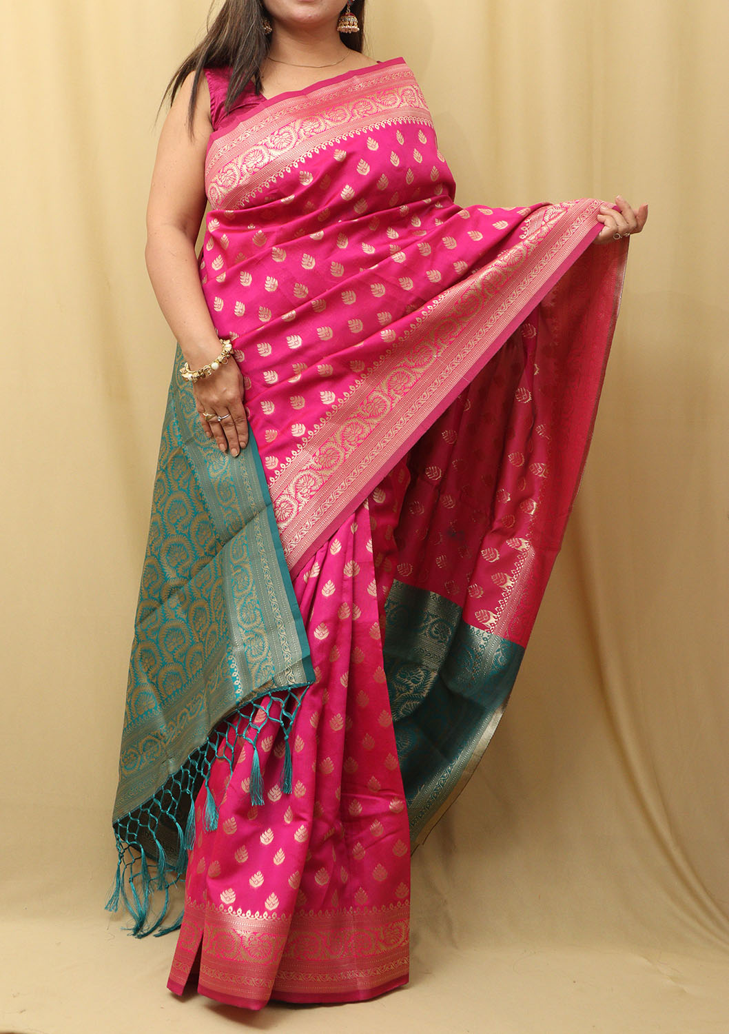 Elegant Pink Banarasi Cotton Silk Saree: A Timeless Classic - Luxurion World