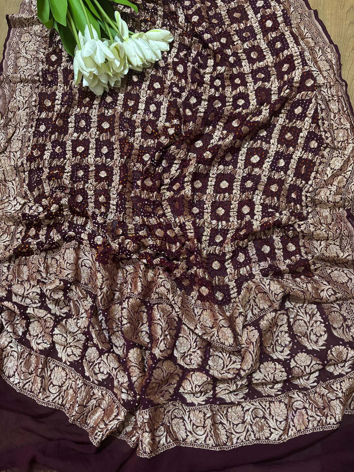 Maroon Banarasi Bandhani Pure Georgette Dupatta - Luxurion World- Crafted Heirlooms